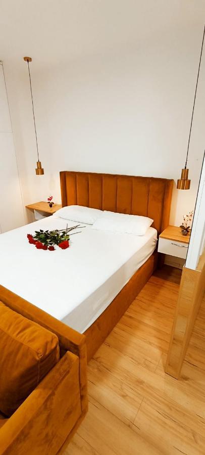 Selvia Apartament Тирана Екстер'єр фото